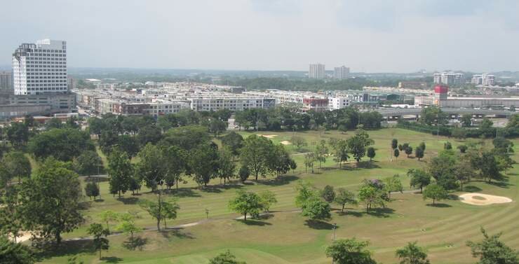 photo of the golf course view from Straights View Condo