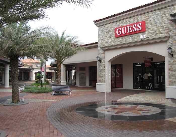 Johor Premium Outlets - Guess store